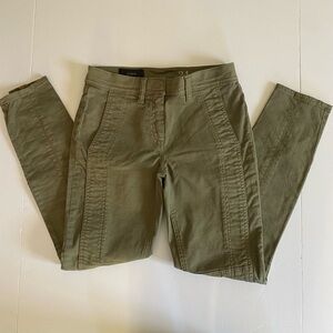 J. Crew Ankle Pants Seep Pockets Size 24 0 Olive Green Zipper at bottom EUC